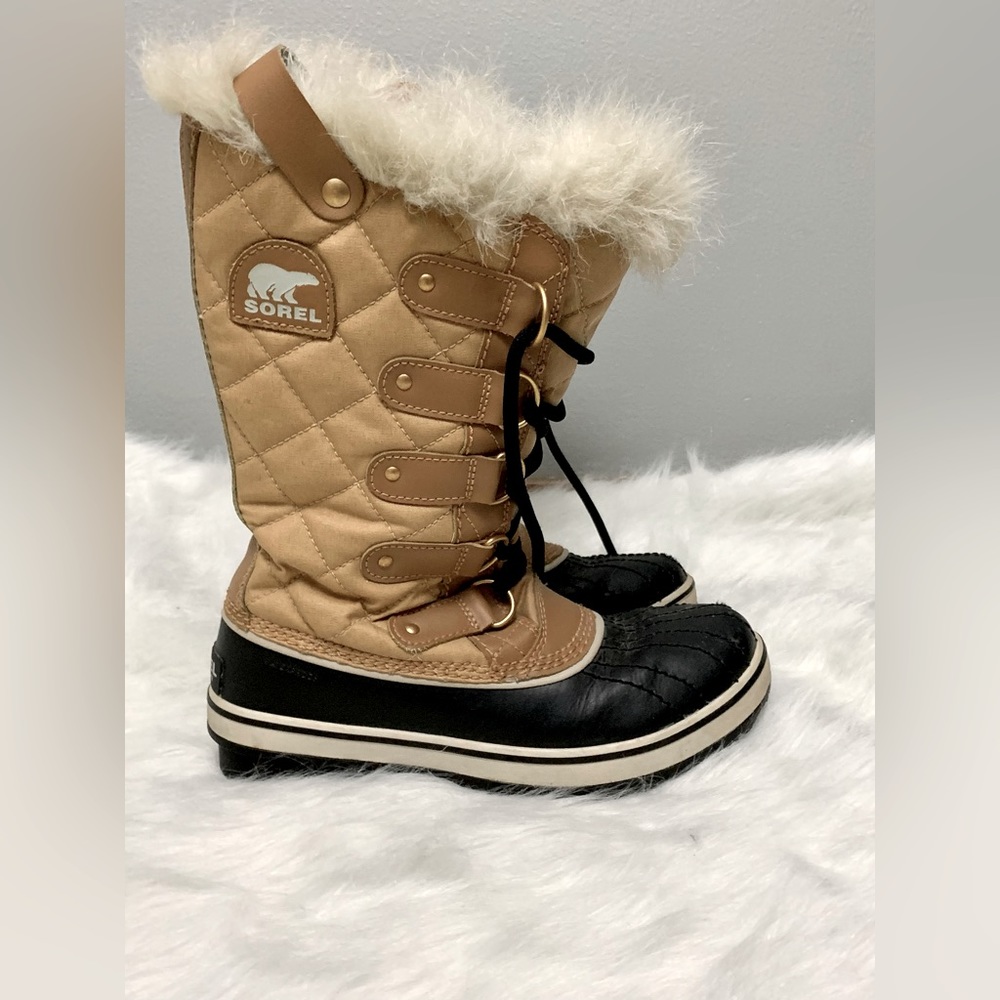 Sorel Size 6 Women’s Torino Quilted Canvas Waterproof Snow Boots